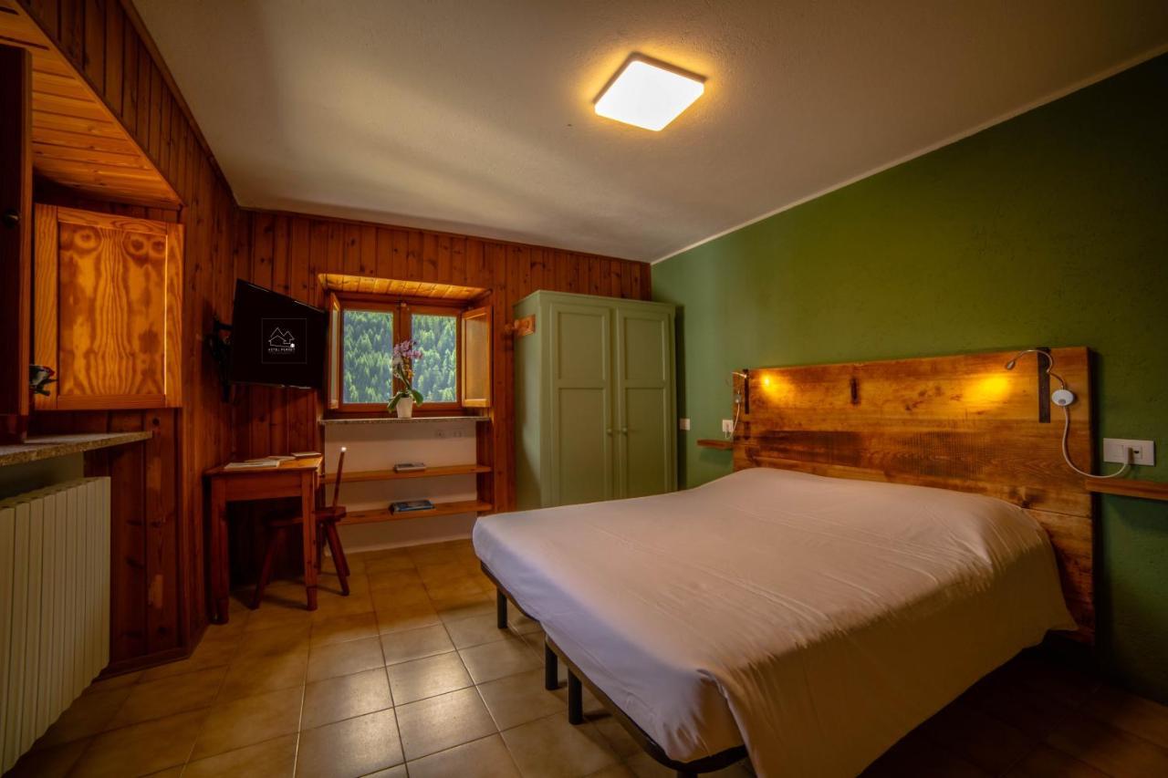 Hotel & Restaurant Perret - Mountain People Valgrisenche Exterior foto