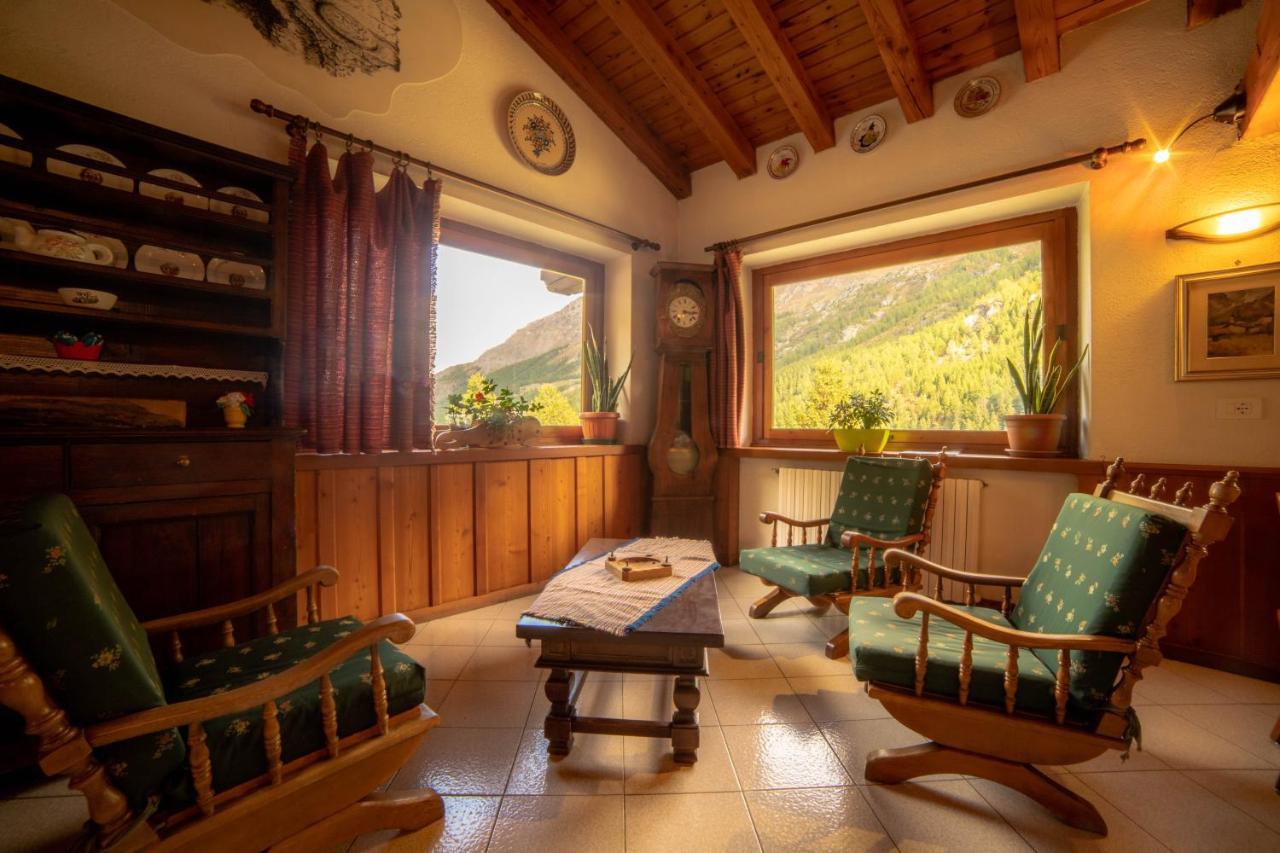 Hotel & Restaurant Perret - Mountain People Valgrisenche Exterior foto