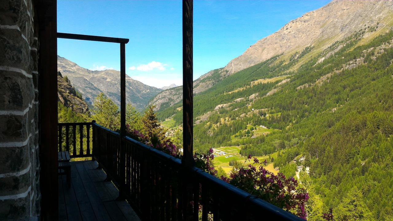 Hotel & Restaurant Perret - Mountain People Valgrisenche Exterior foto